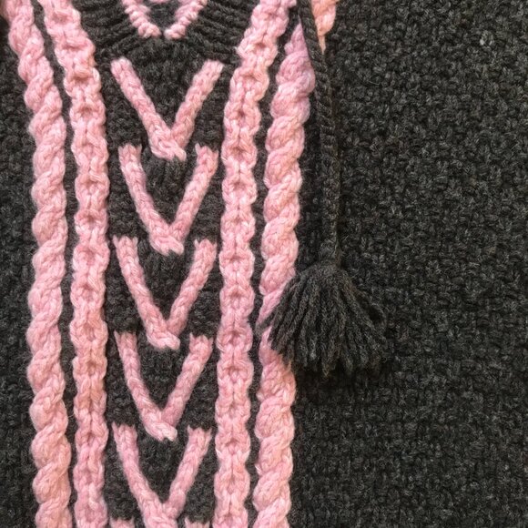 Kate Spade 100% Wool Poncho Cable Knit Brown & Pink with Tassels - Picture 5 of 11